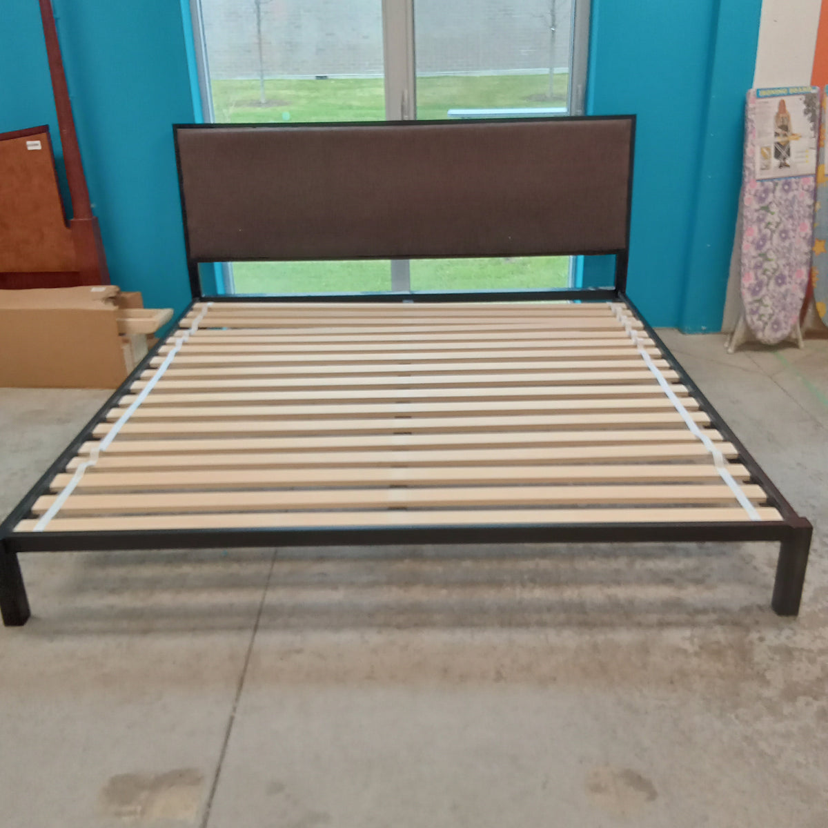 80"W Black Metal Bed Frame - King