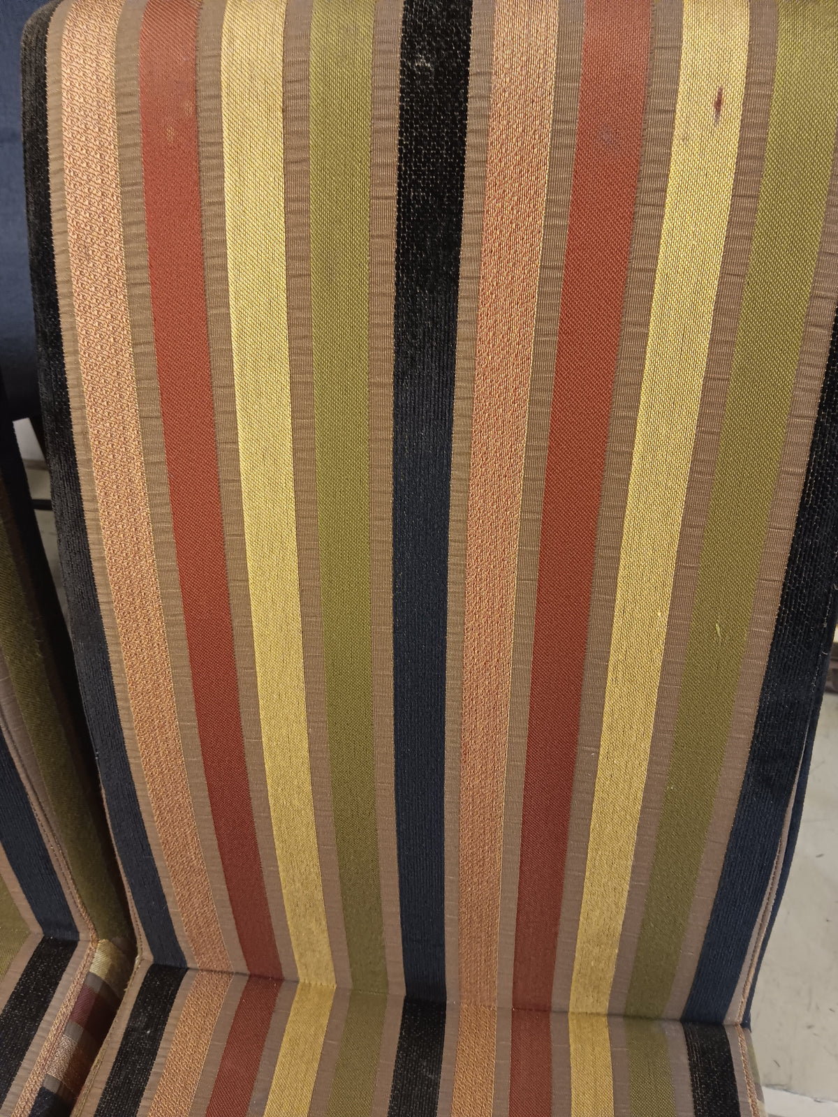 Bergmund Dining Chairs - Set of Five