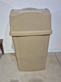 Commercial Recycling Bin