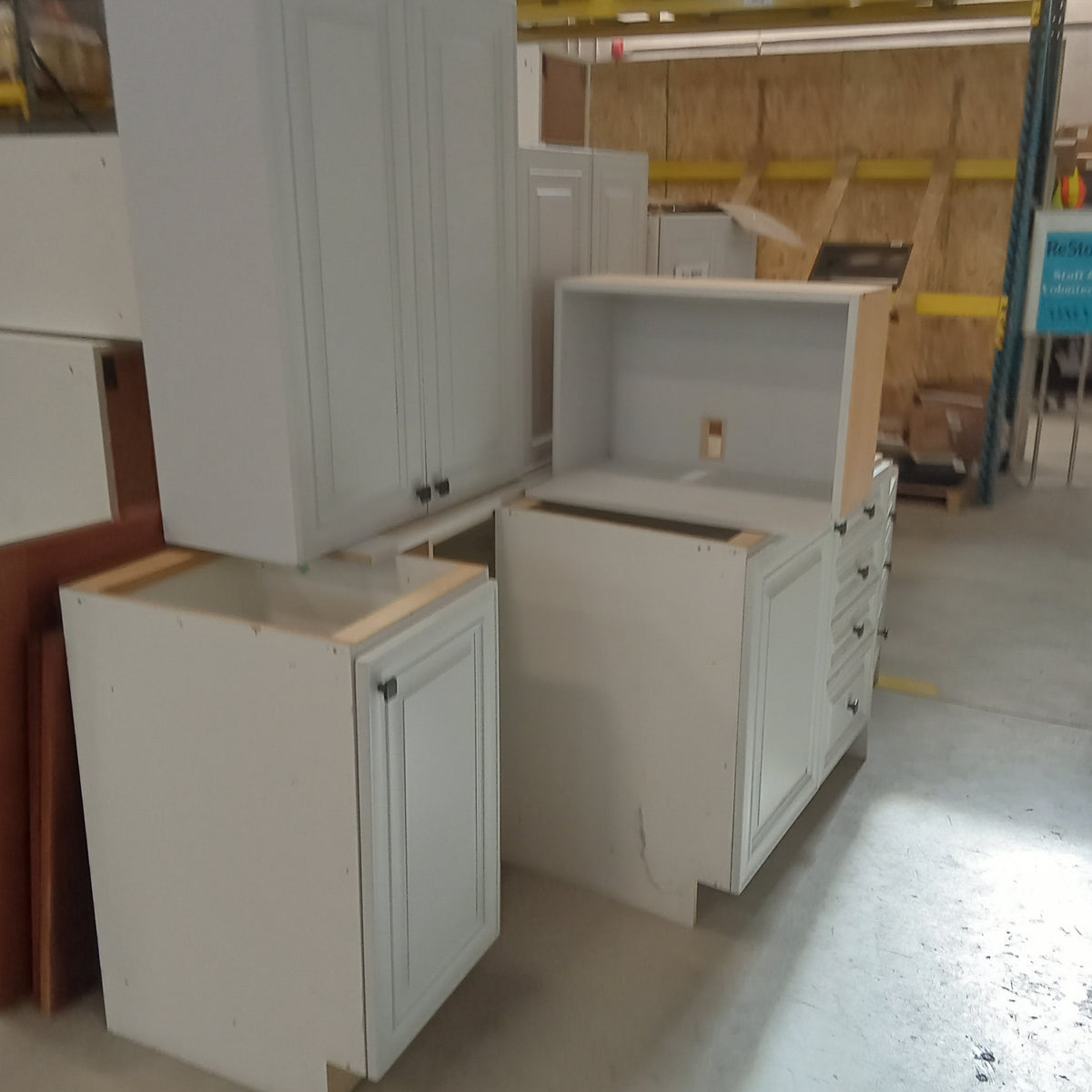 24 Piece Light Gray Kitchen Cabinet Set