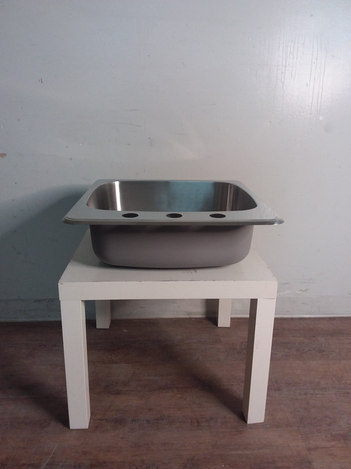 VALU+ Stainless Steel Single Kitchen Sink - 7 x 20 x 20-in