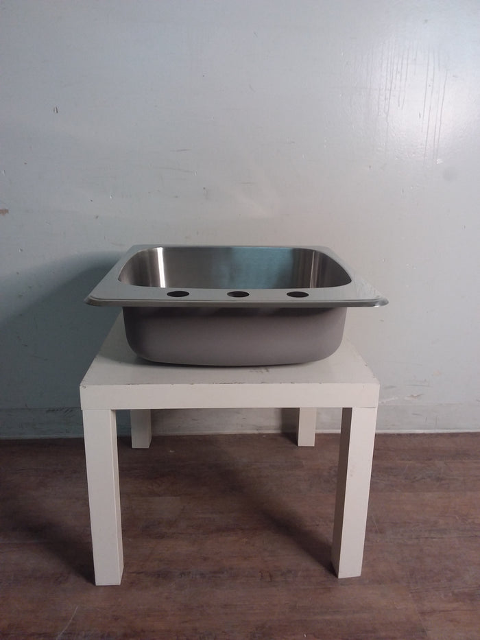 VALU+ Stainless Steel Single Kitchen Sink - 7 x 20 x 20-in