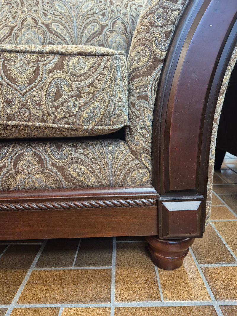 2-Seat Vintage Patterned Sofa