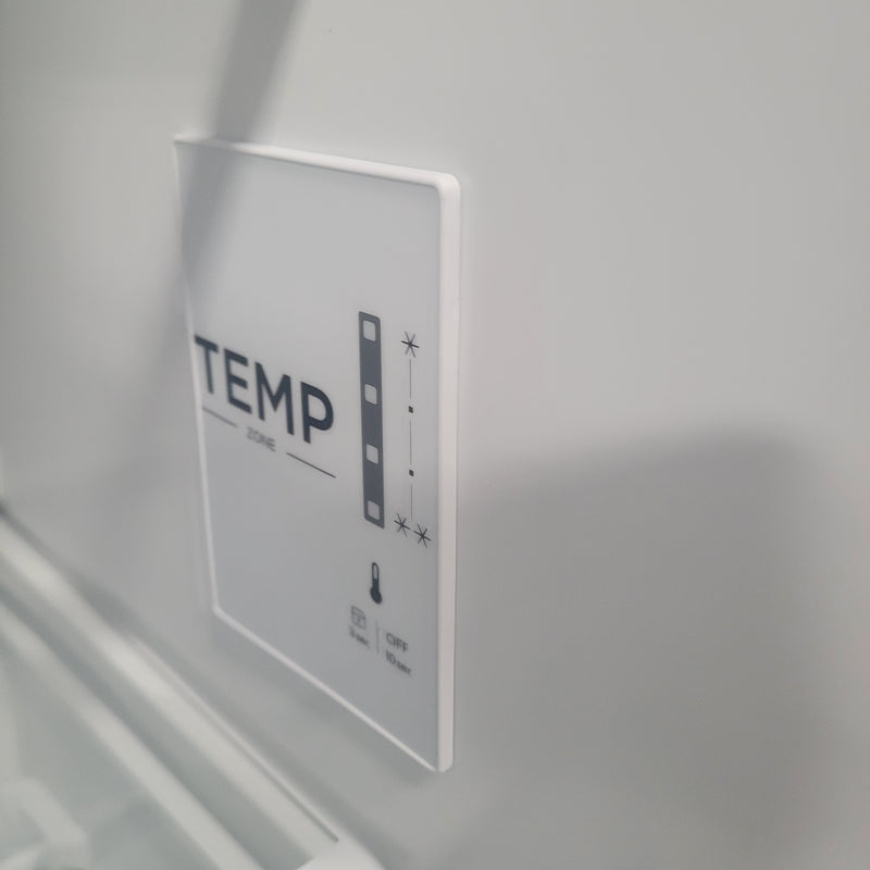 21"W White Fridge Freezer