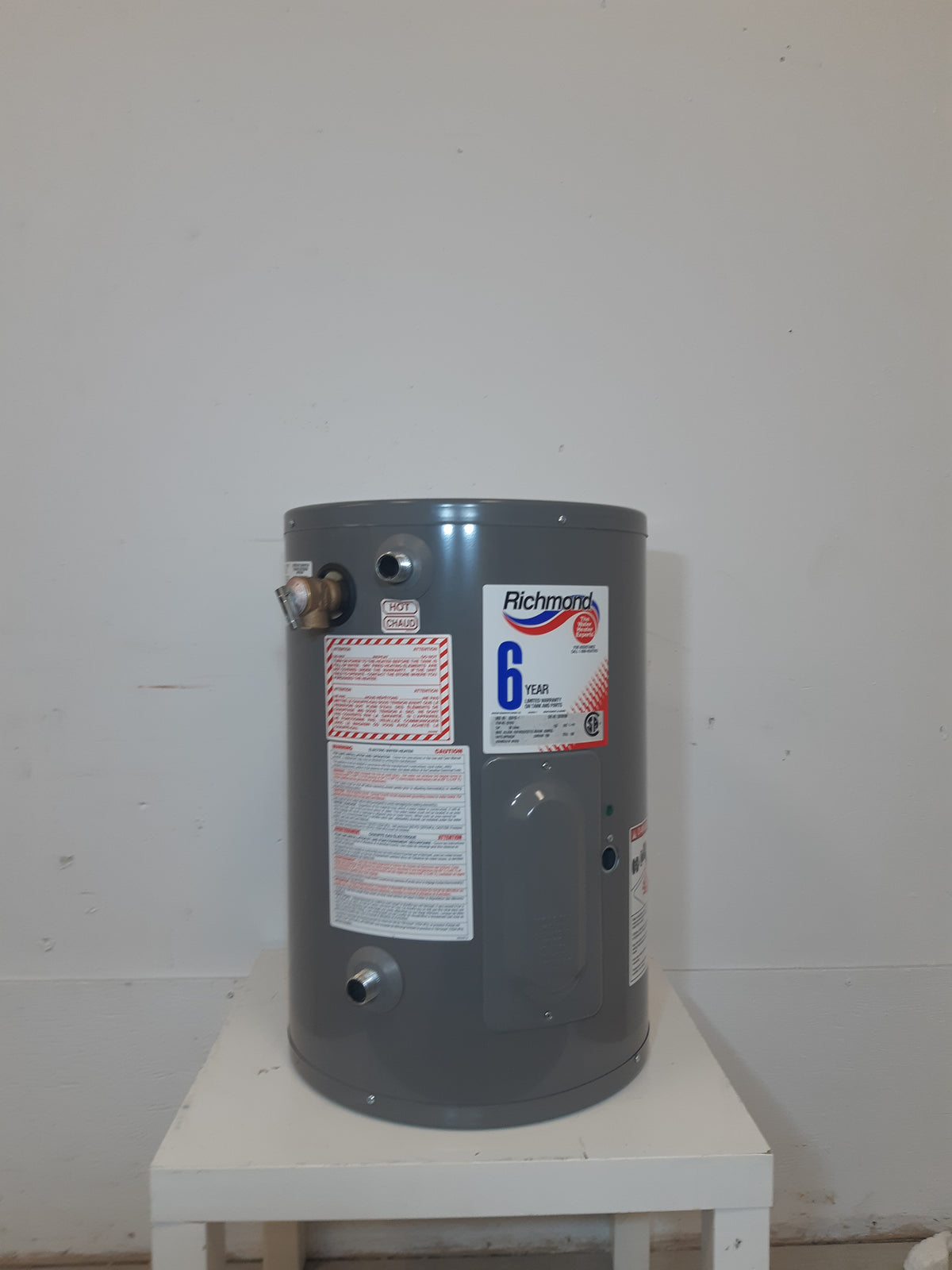 10 Gallon Richmond Electric Water Heater