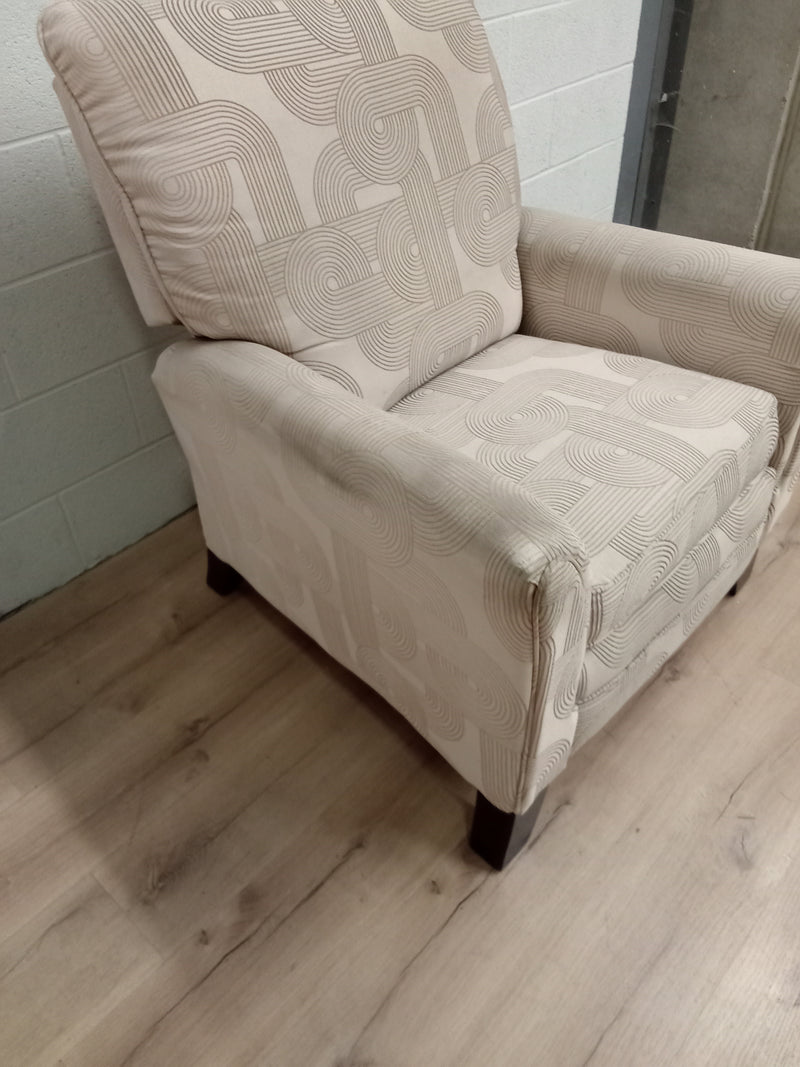 34"W Recliner Armchair