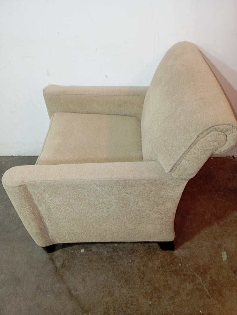 30" Cream Arm Chair