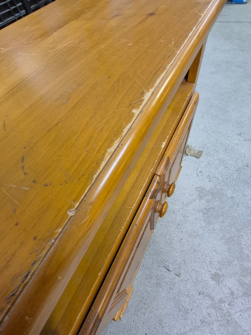 Pine TV Cabinet/Stand