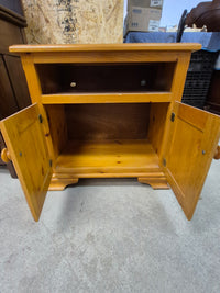 Pine TV Cabinet/Stand