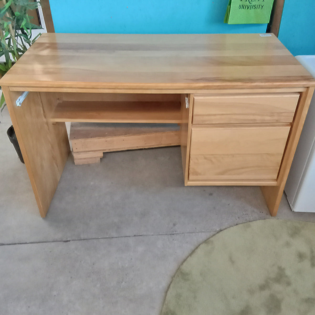 48"W Pine Single Pedestal Desk