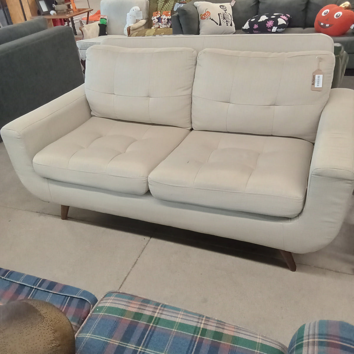 67"W 2-Seat Love Seat in Light Gray