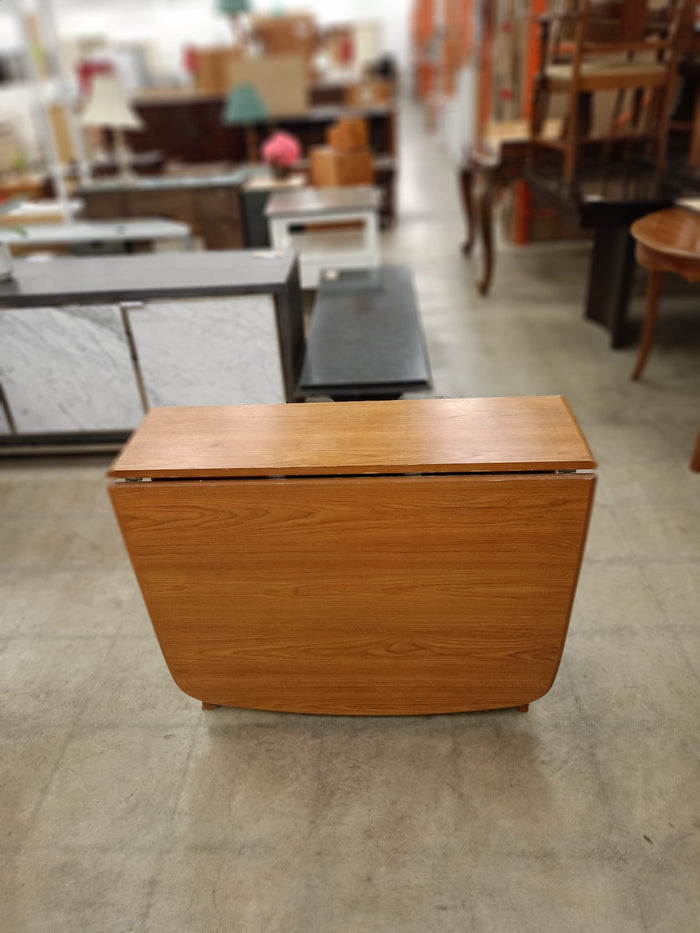 Wooden Drop Leaf Gate Leg Dining Table