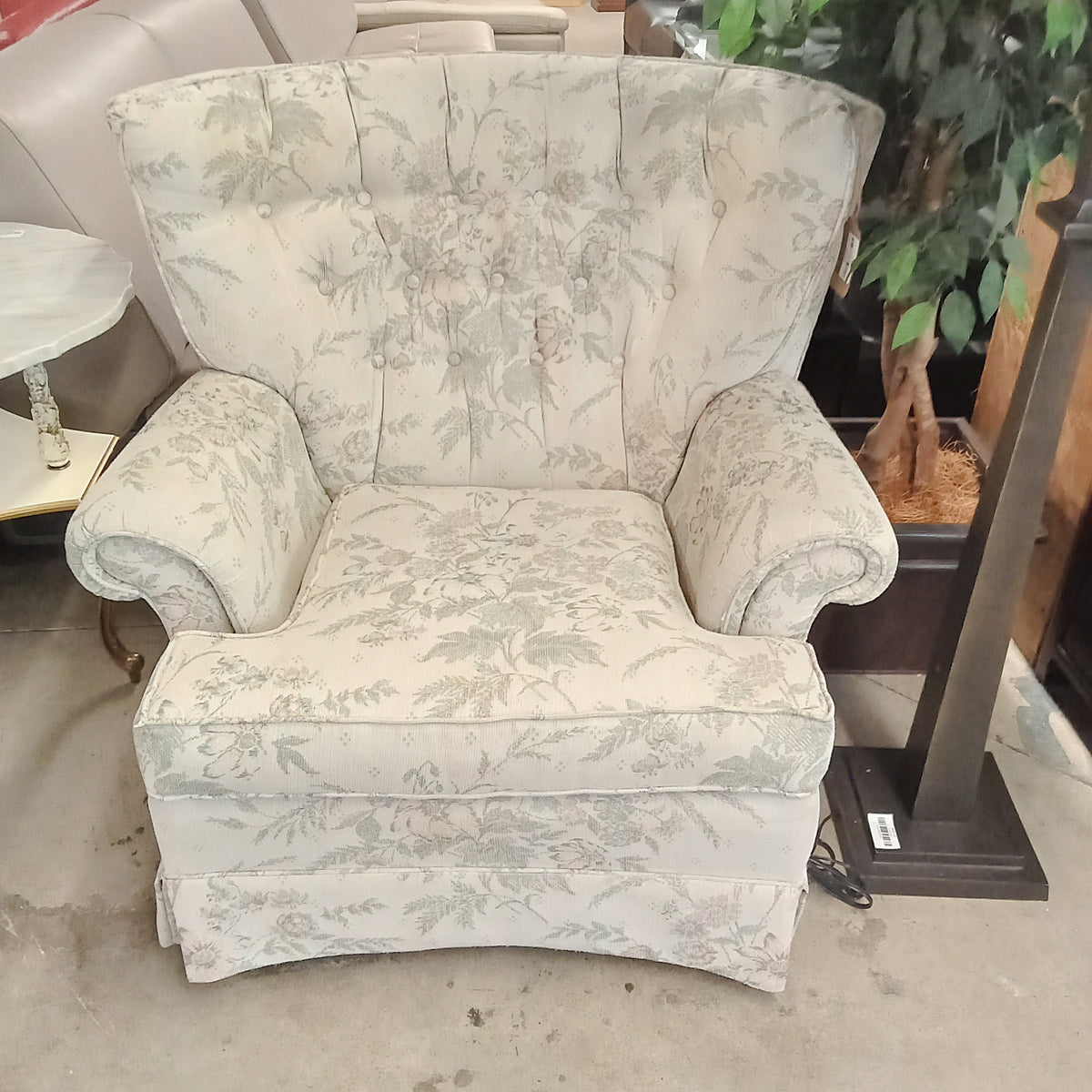 37"W Armchair in Light Gray Fabric