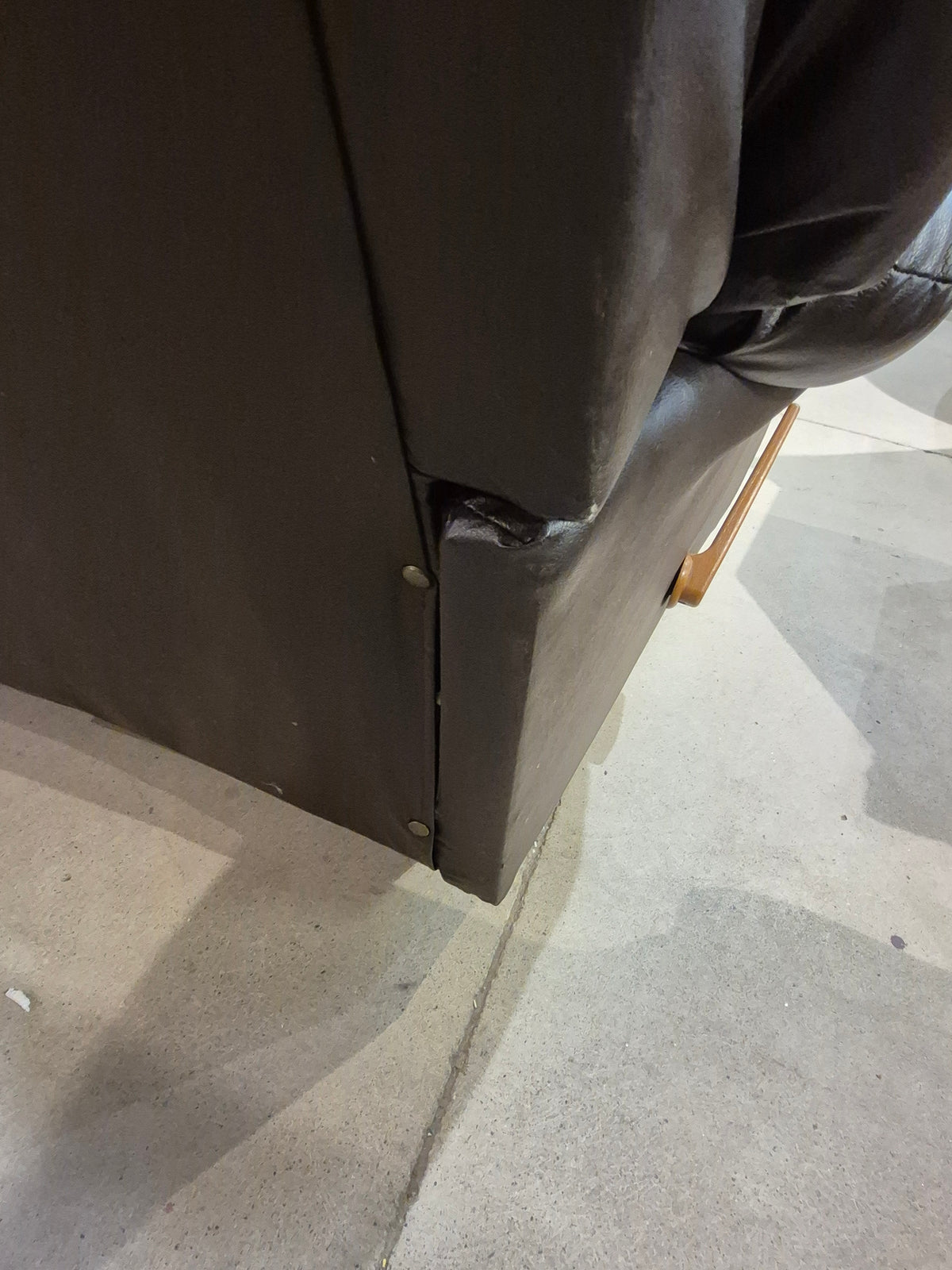 Brown Leather Manual Reclining Loveseat - - 1 side only reclines