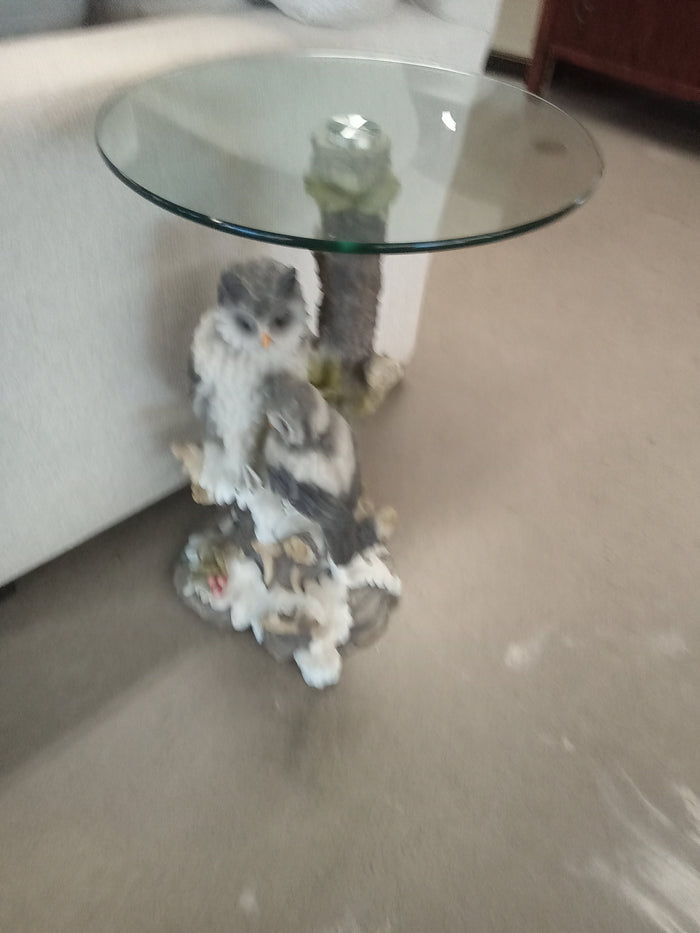 17" x 17" Round Small Coffee Table
