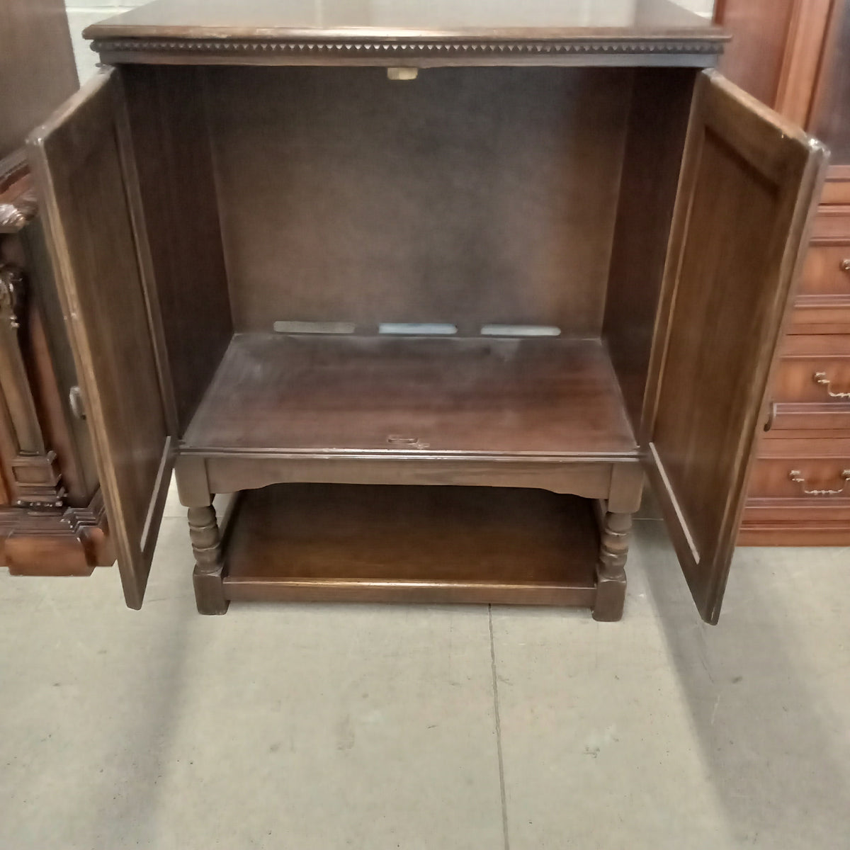 34"W TV Cabinet
