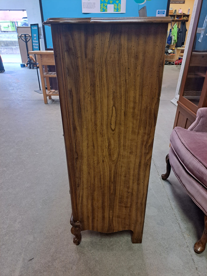 5-Drawer Wooden Dresser