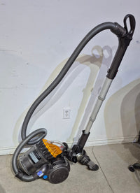 Dyson DC23 Motorhead Vacuum
