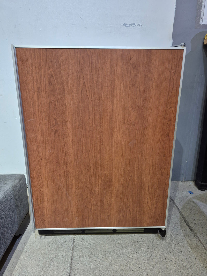 Sub-Zero 24" Under Counter Refrigerator