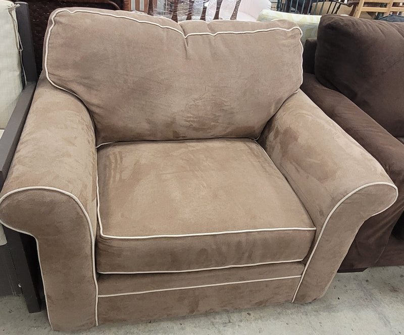 Light Brown Club Chair With Cream Piping