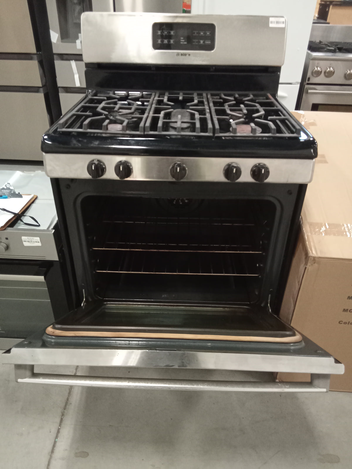 30"W 5-Burner Gas Stove in Black and Stainless Steel