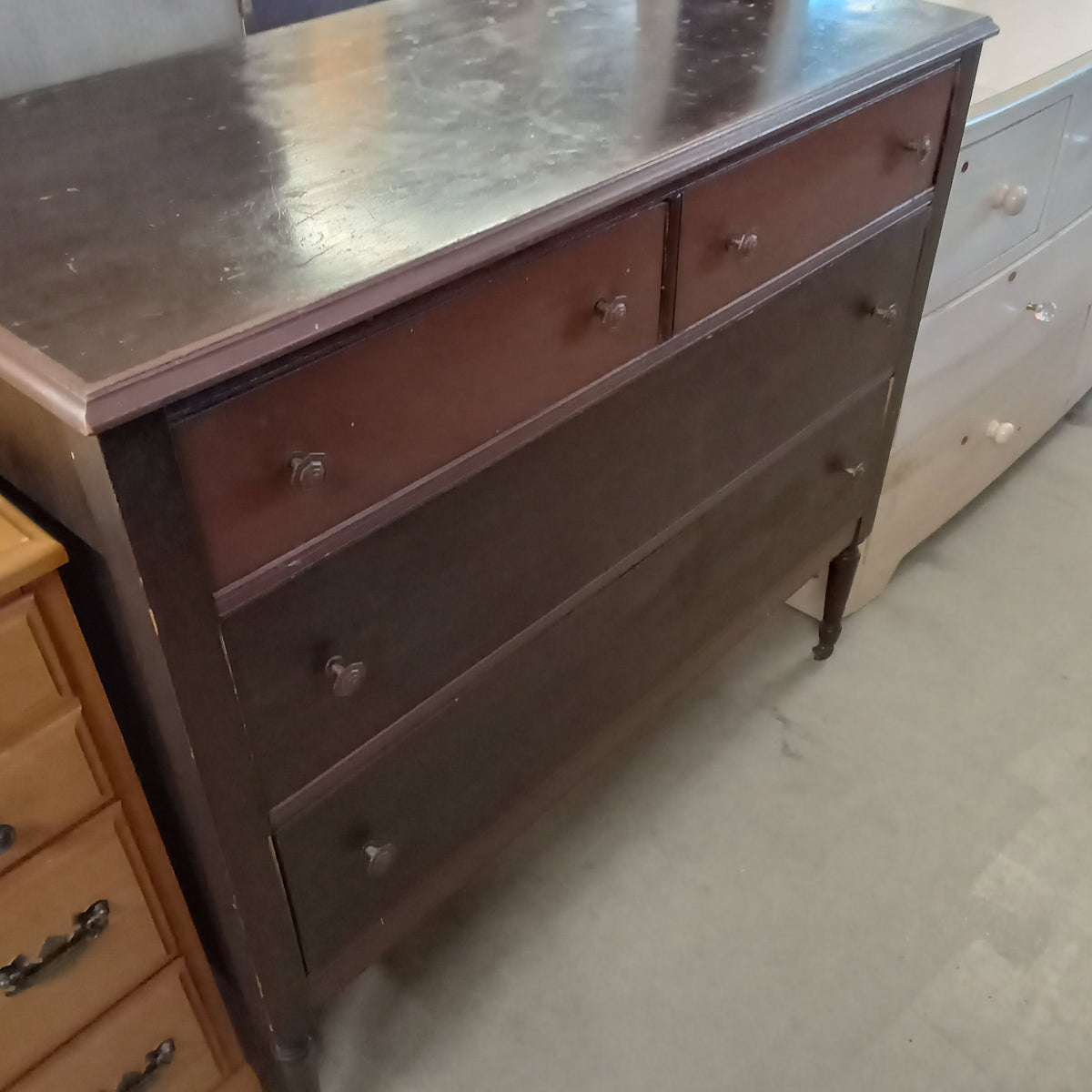 40"W Vintage 4-Drawer Dresser