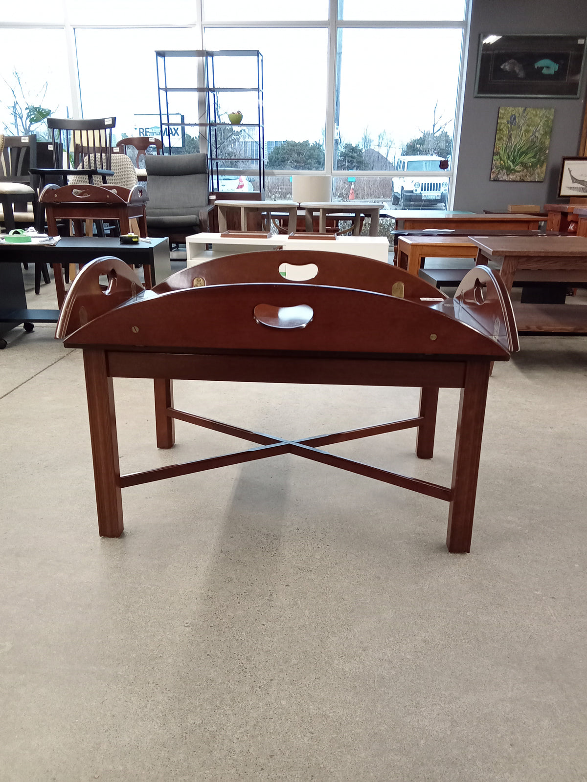 31"W Wooden Coffee Tray Table