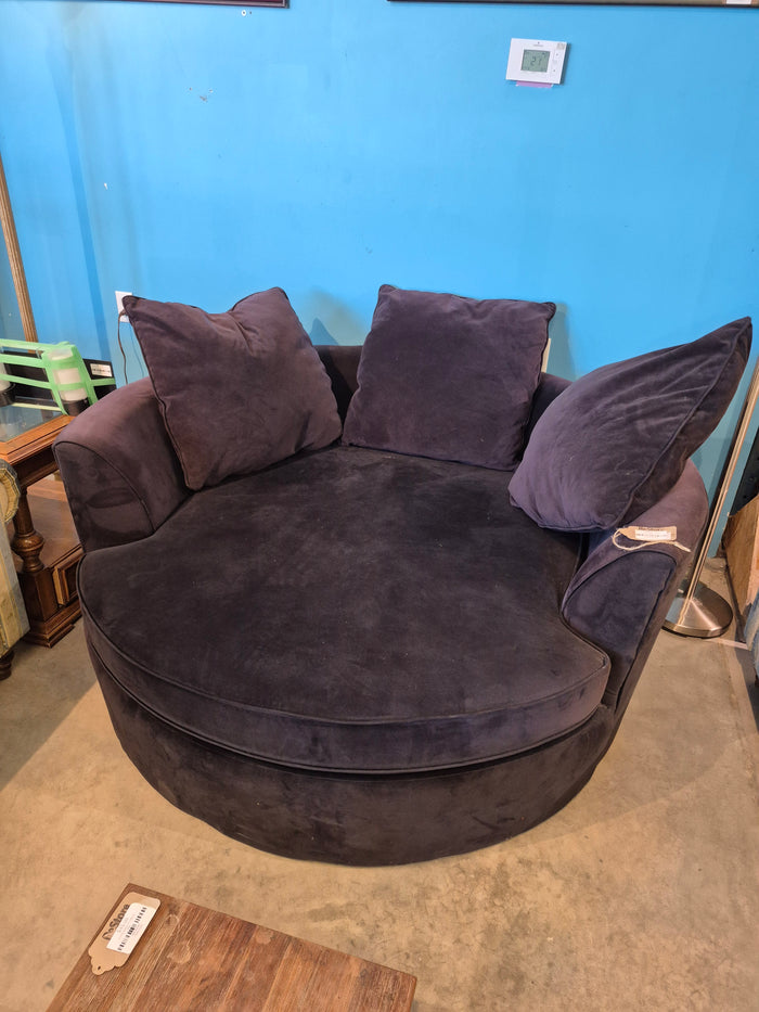 Black Fabric "Cuddle Chair"
