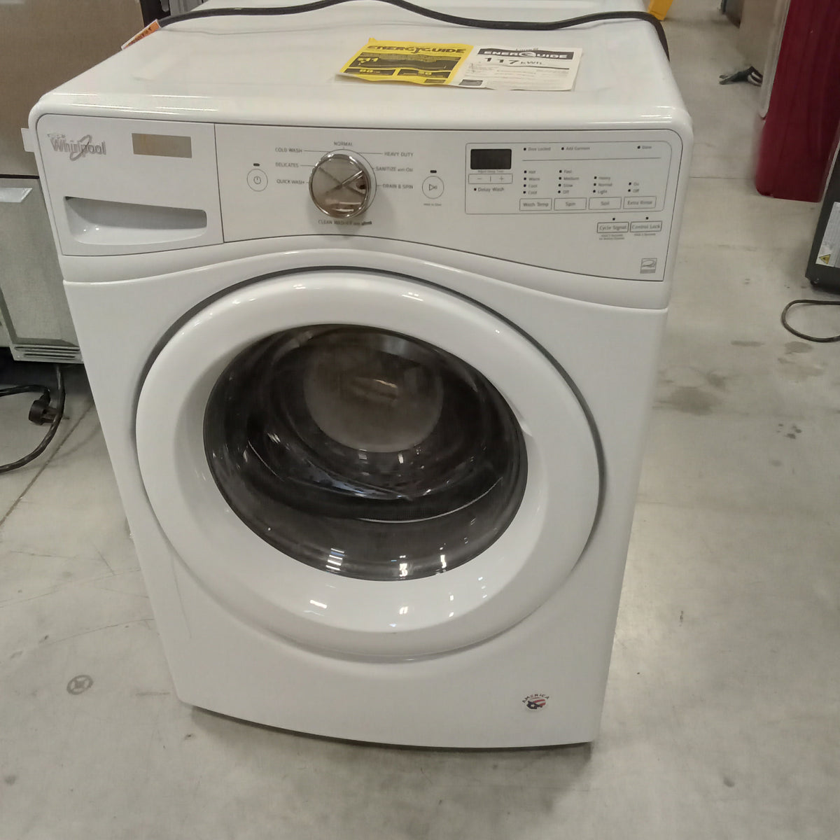 27"W Front Load Washing Machine in While