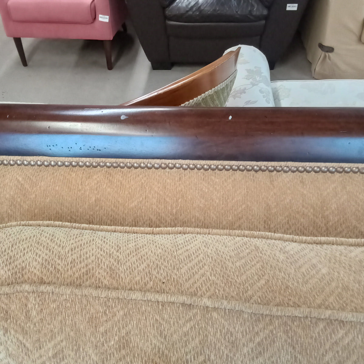 94"W Over Sized Love Seat