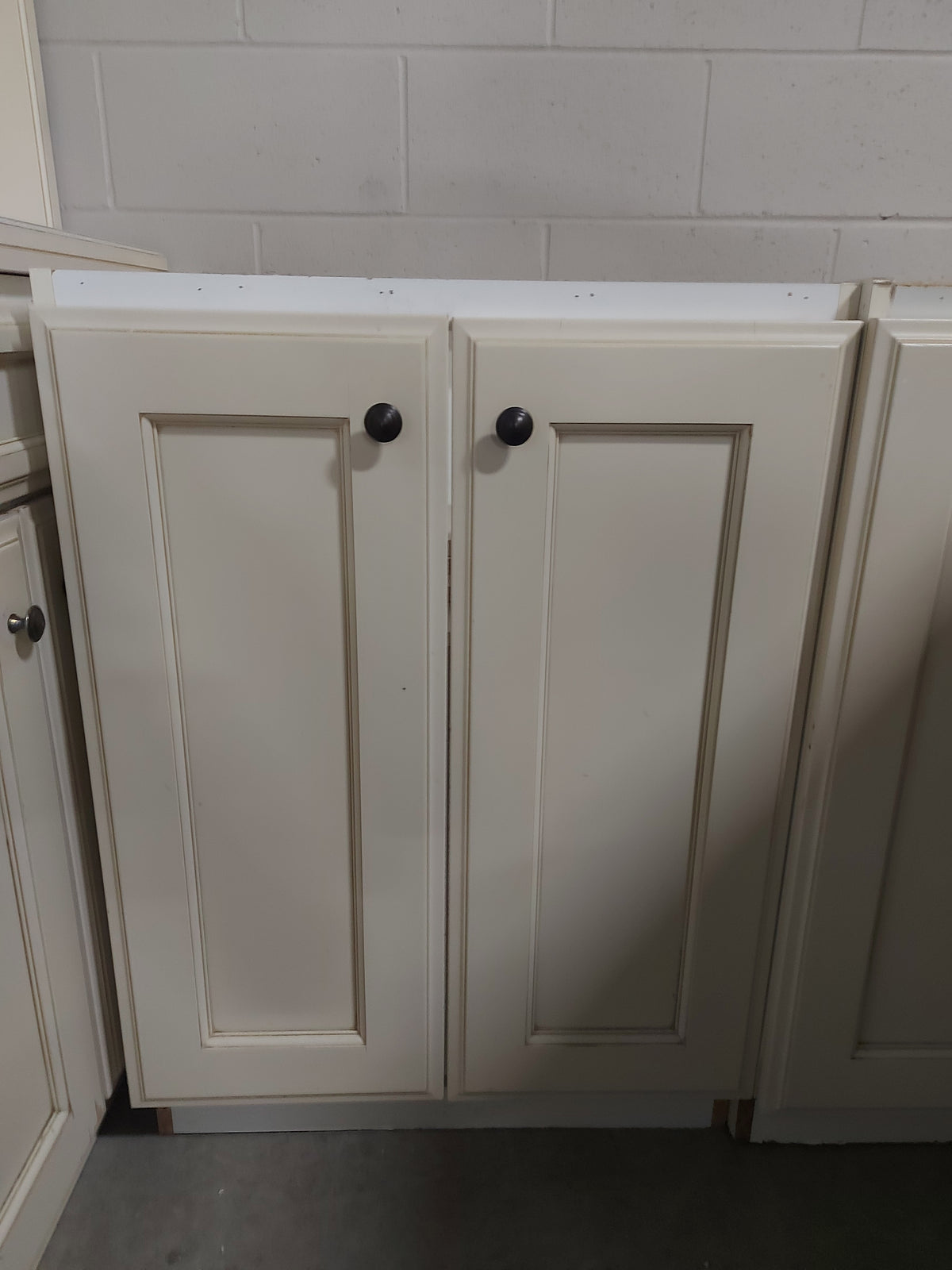 Cream Raised Panel Kitchen