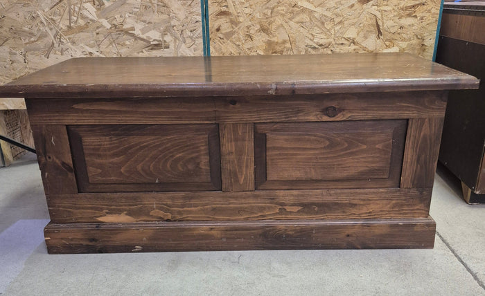 Cedar Lined Blanket Box