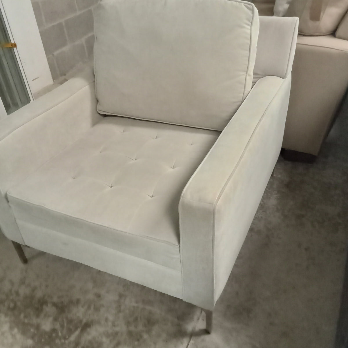 33"W Armchair in Gray Fabric