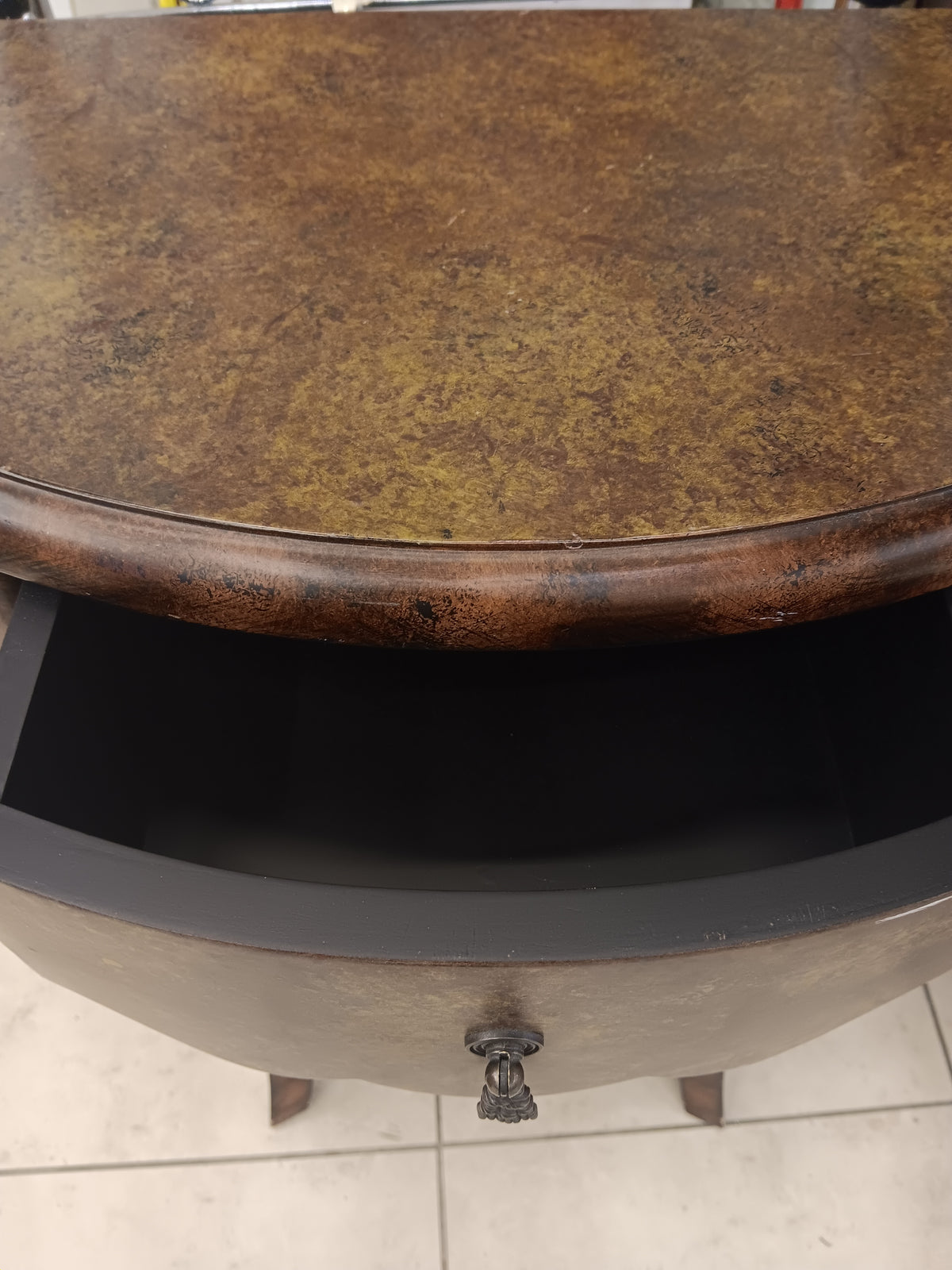 Half Moon Entry Table W/Drawer
