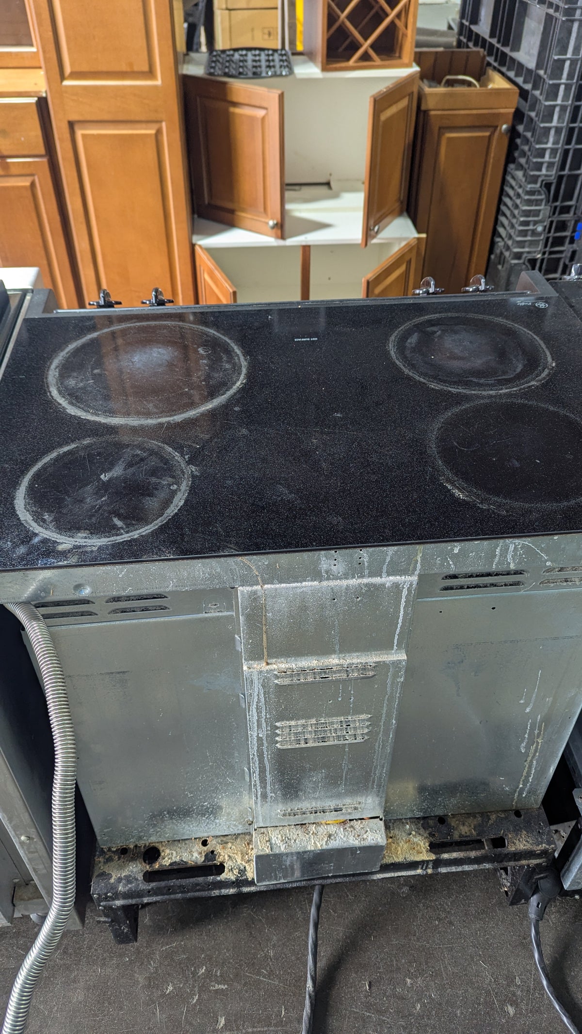 31"W Black GE Profile Stove