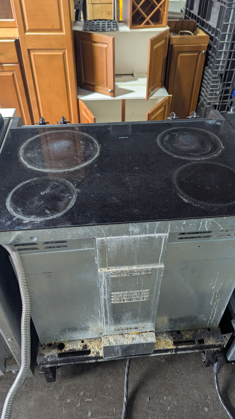 31"W Black GE Profile Stove