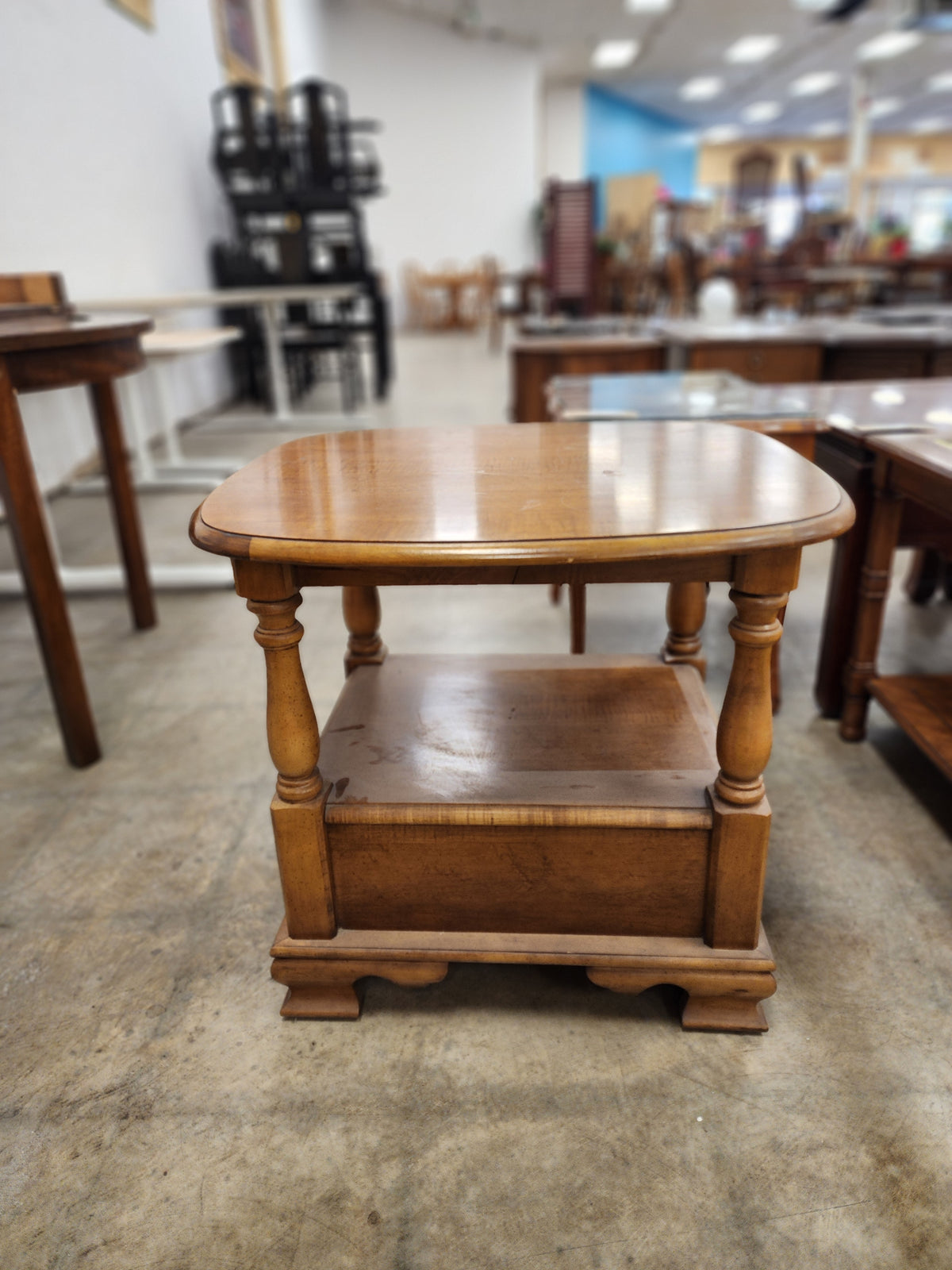Maple Wooden Side Table with 1 Drawer