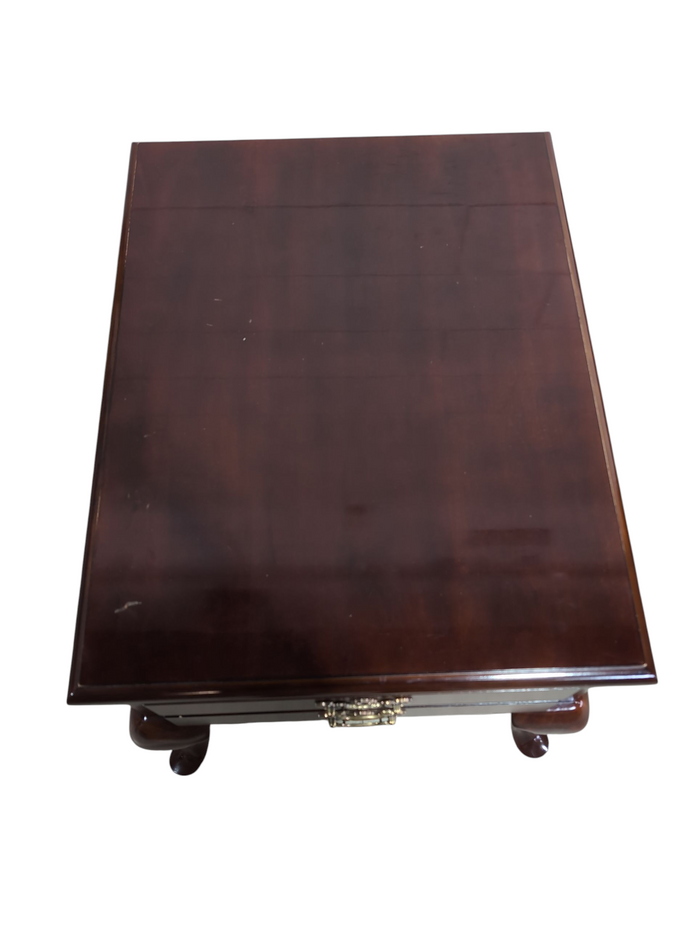Cherry Tradition Accent Side Table