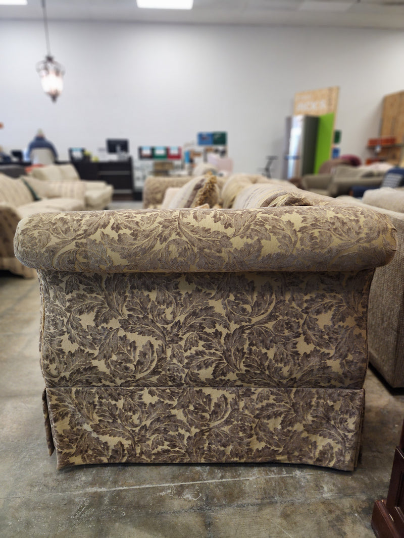Classic Floral Patterned Upholstered Sofa