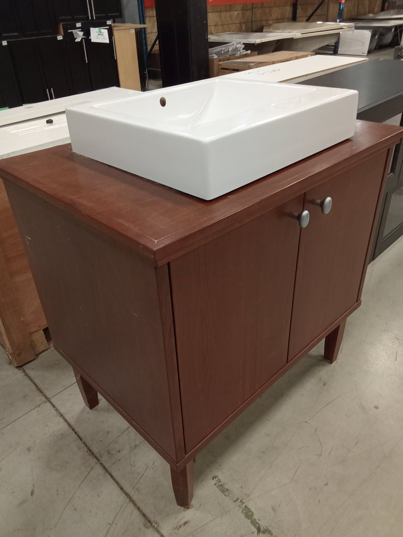31.5"W Vanity with Countertop Sink