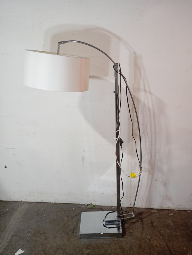 STRUCTUBE Curva Floor Lamps