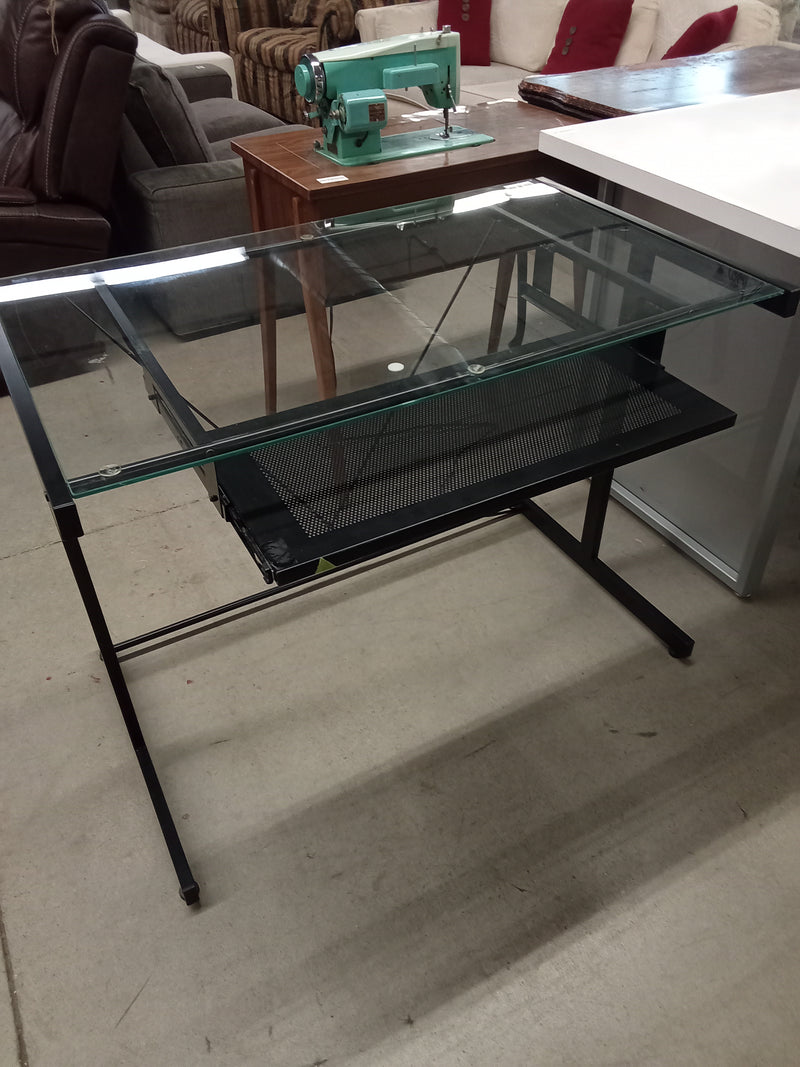 34"W Computer Desk