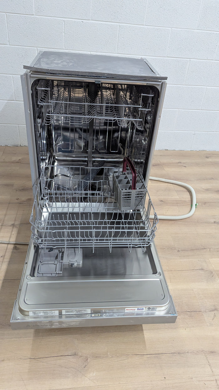 24"W Stainless Steel Bloomberg Dishwasher