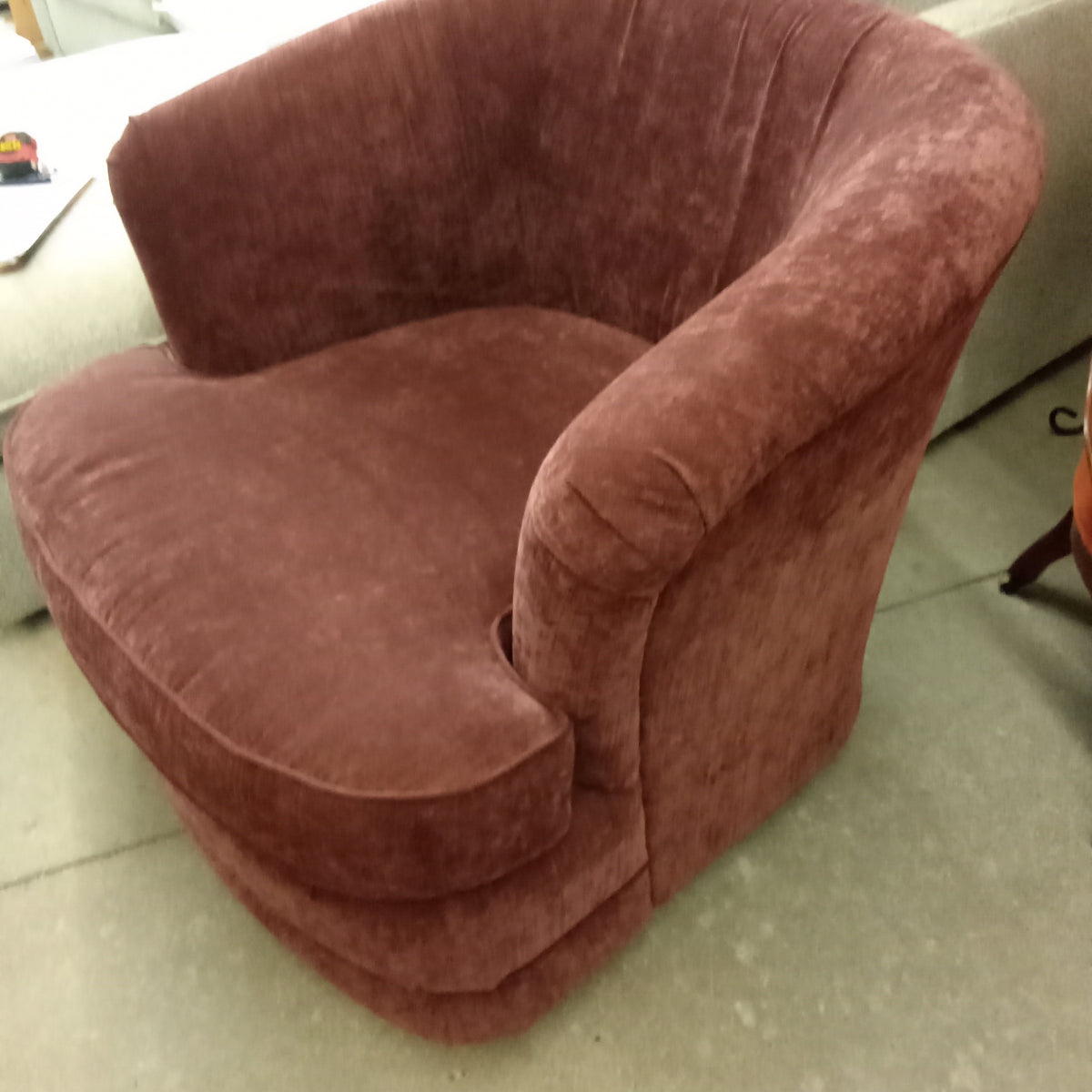 32"W Swivel Rocker Armchair