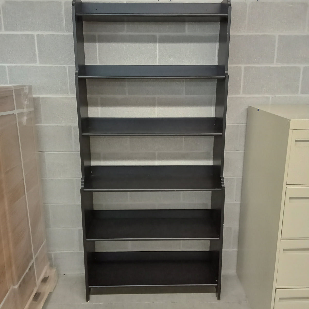37"W Black Book Case
