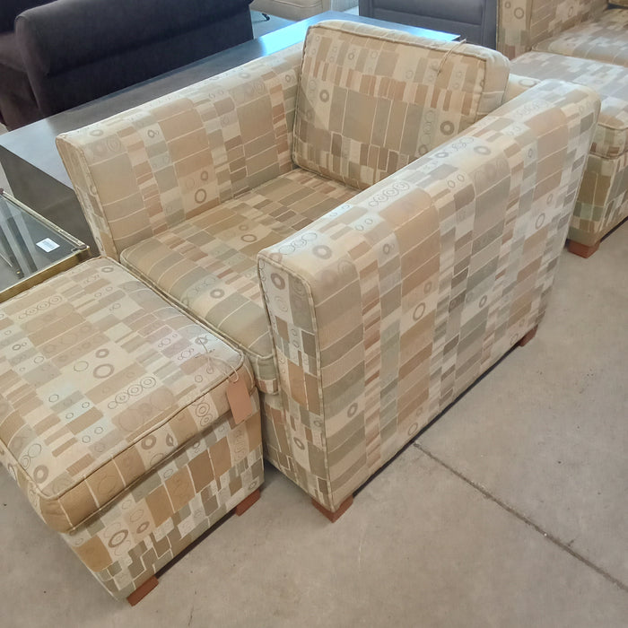 32"W Armchair and Ottoman