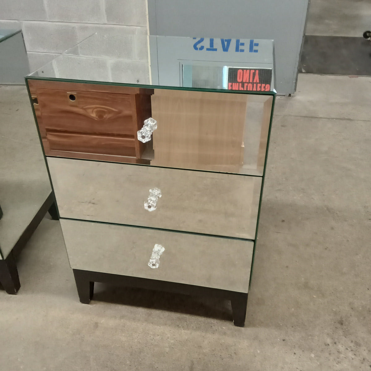 20"W 3-Drawer Side Table with Mirrored Finish