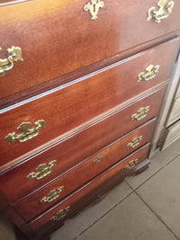 36"W 5-Drawer Dresser
