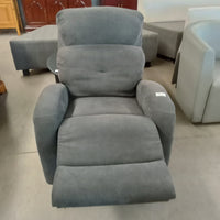 32"W Rocker/Recliner Arm Chair