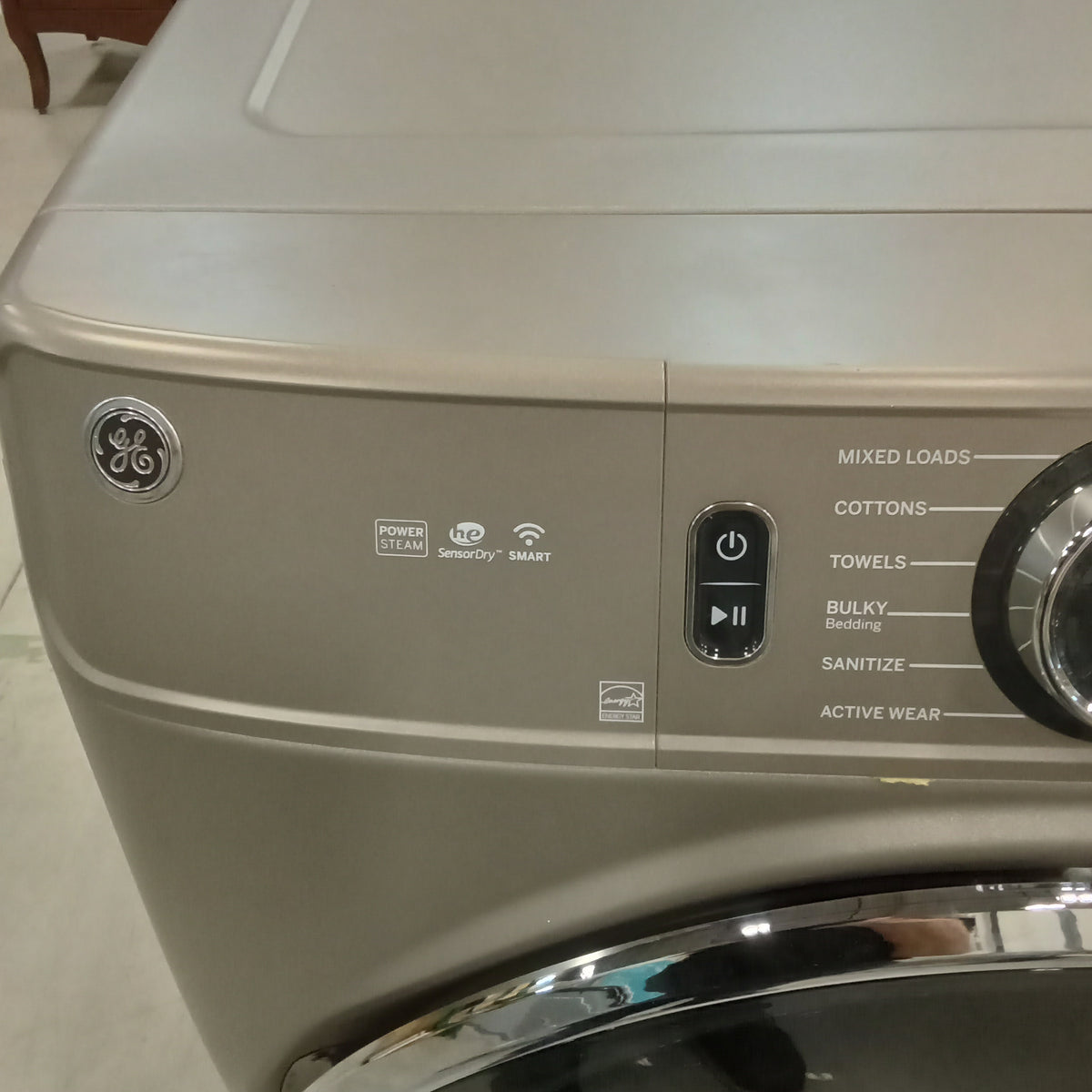 28"W Front Load Electric Dyer